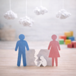 Representação simbólica do impacto emocional da separação dos pais na infância, destacando a importância da escuta e do acolhimento no desenvolvimento emocional da criança.